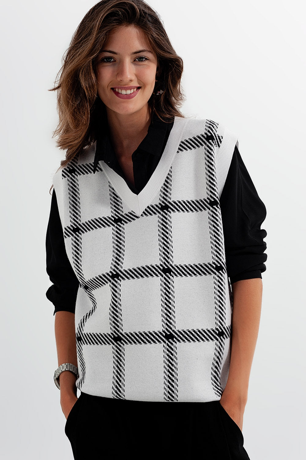 Knitted Vest With Big Crosshatches