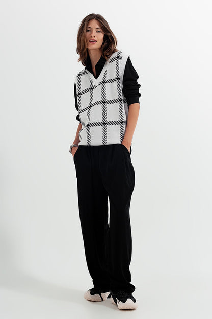 Knitted Vest With Big Crosshatches
